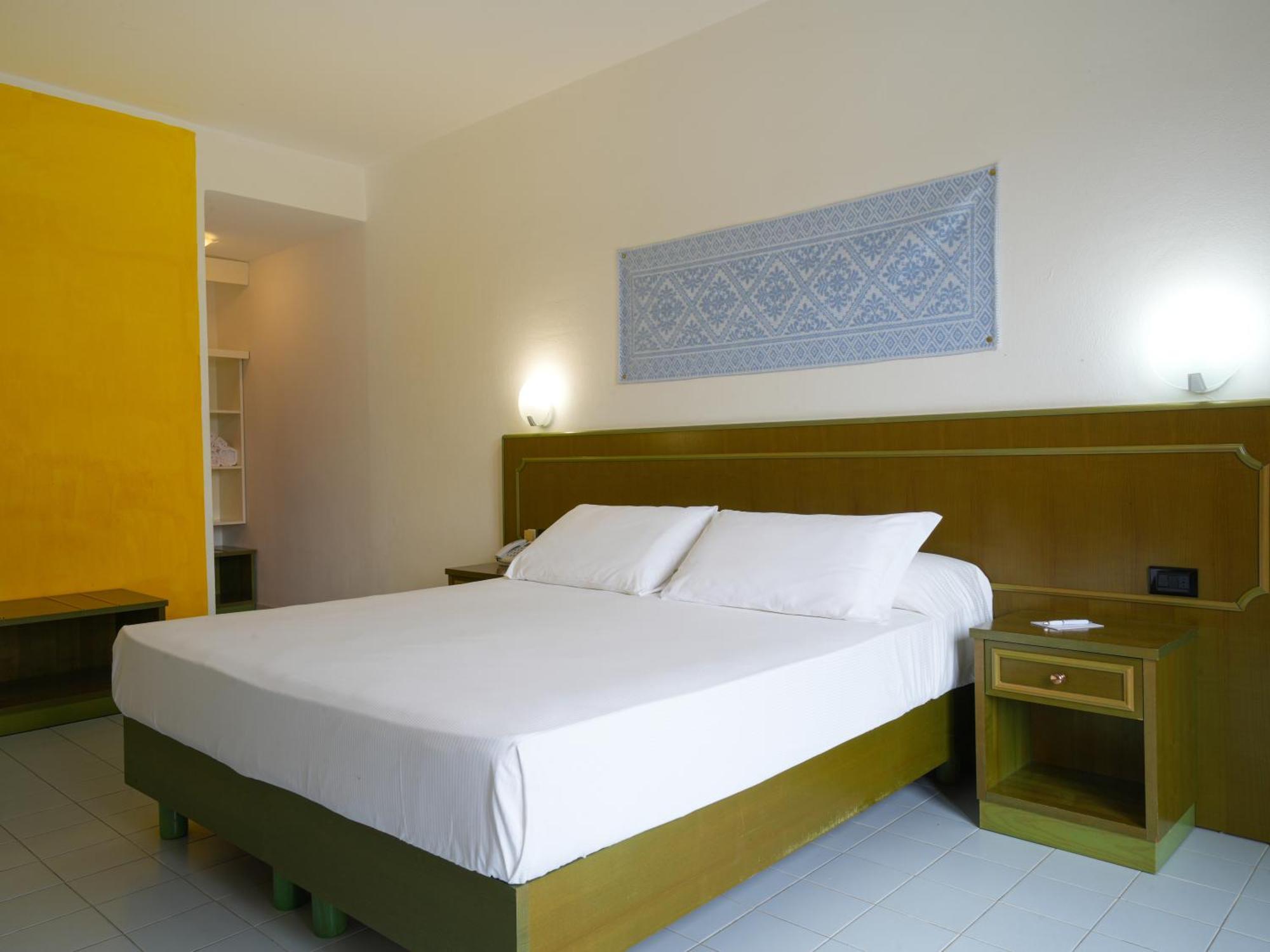 Le Tonnare Di Stintino - Beach Resort Exterior foto