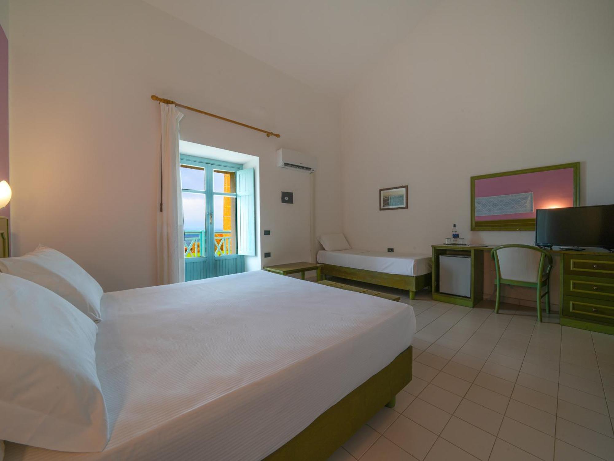 Le Tonnare Di Stintino - Beach Resort Exterior foto
