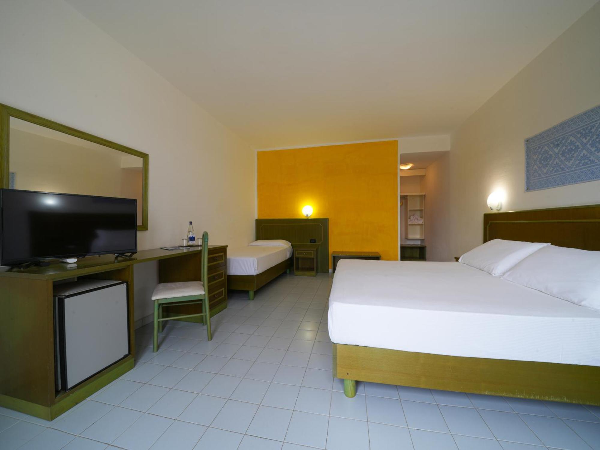Le Tonnare Di Stintino - Beach Resort Exterior foto