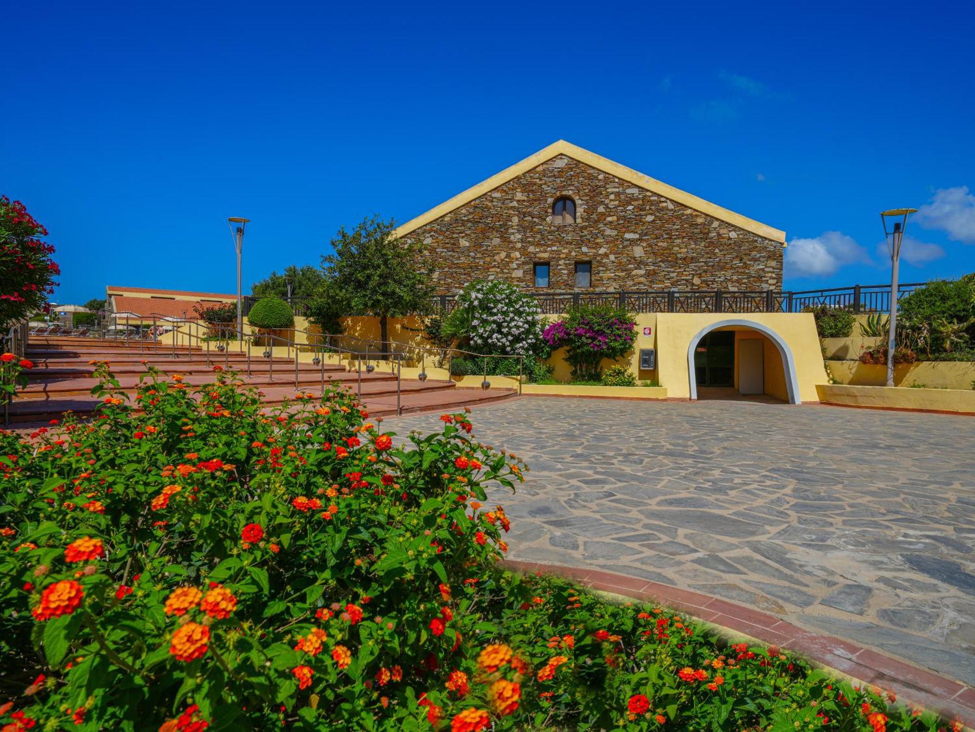 Le Tonnare Di Stintino - Beach Resort Exterior foto
